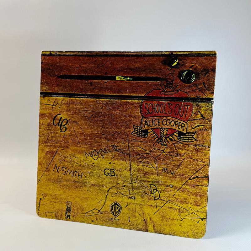 Alice Cooper – School’s Out